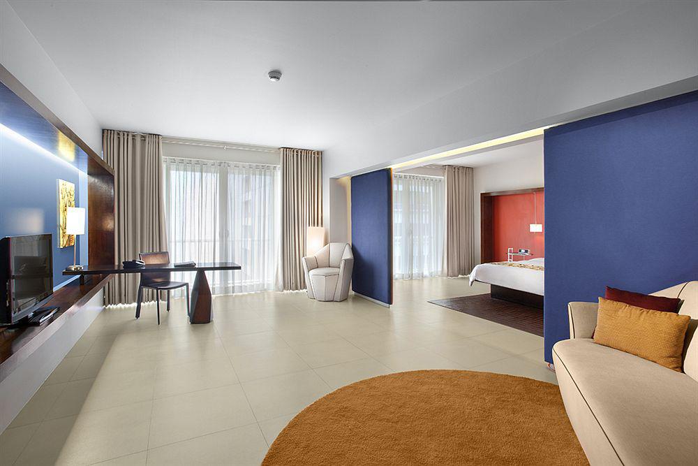 The Picasso Boutique Serviced Residences Managed By Hii Makati City Room photo